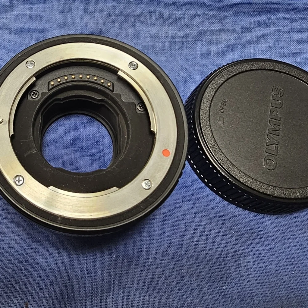 Olympus EX-25 Zuiko Digital Extension Tube 080101751